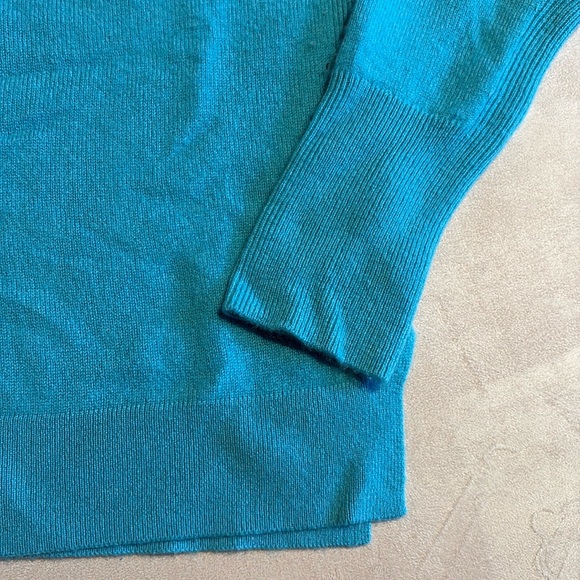 Halogen Cashmere Crewneck - Picture 5 of 6